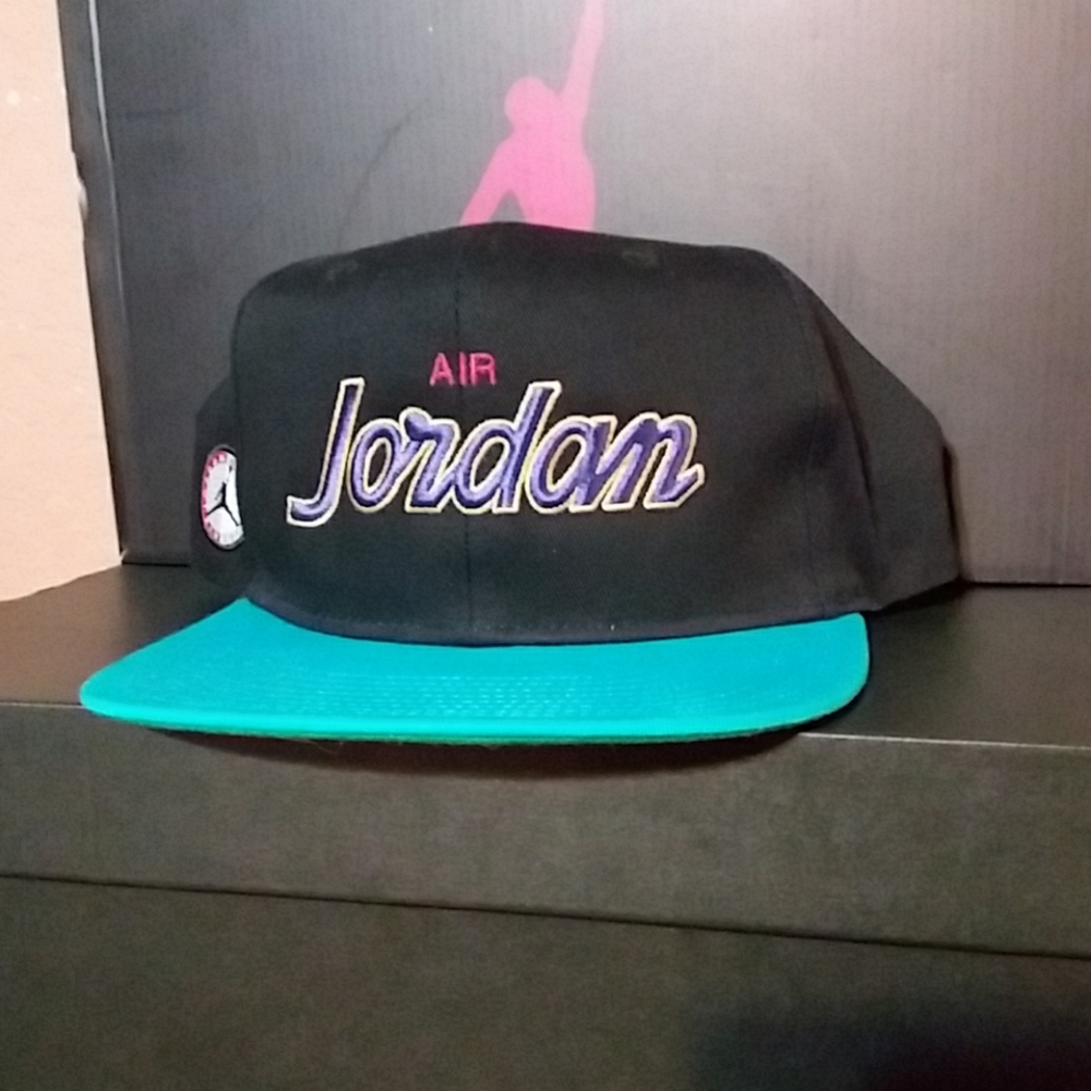 Flat bill baseball cap